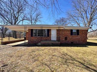 567 N Church Dr, Rives, TN 38253