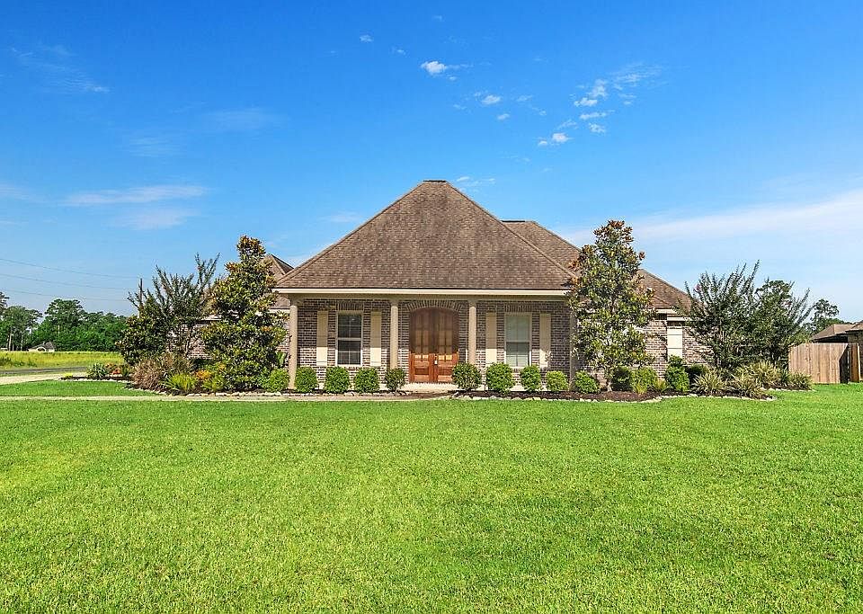 1st image of 513 Dub Ln
