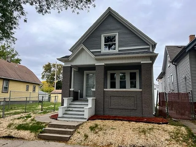 2845 North 16th STREET photo 1