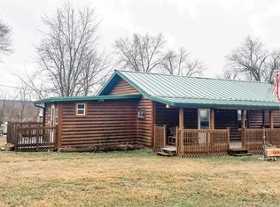 104 2nd St, Mount Sterling, IA 52573