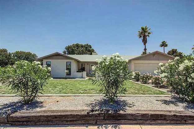 855 E Viola St — Photo 38