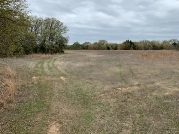 5377 Pheasant Run Dr, Marietta, OK 73448