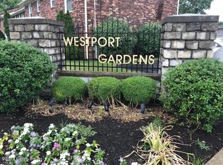 4816 Westport Rd, Louisville, KY 40222