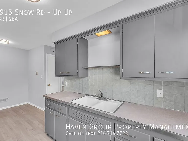 2915 Snow Rd #UP UP — Photo 11