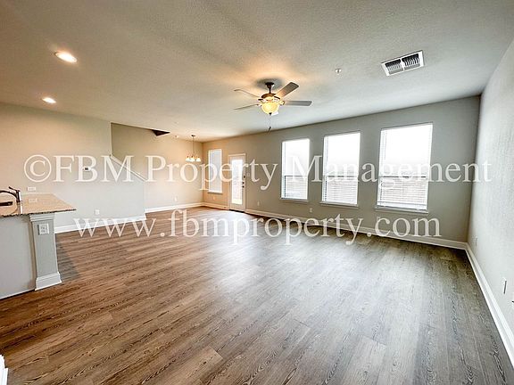 5th image of 2081 Layla Dr