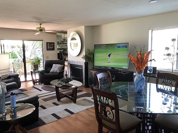 3rd image of 506 Flower Hill Ln