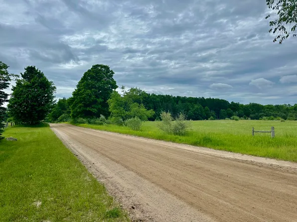 S King Rd, Grayling, MI 49738