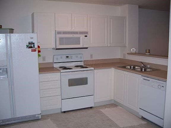 2nd image of 7250 Colonial Affair Dr Unit 7250