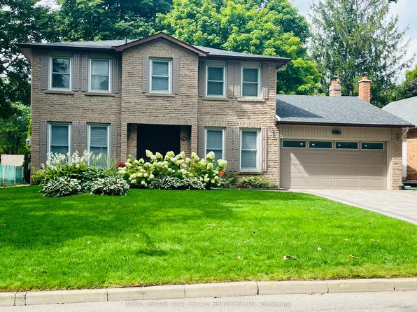 18 Sir Gawaine Pl, Markham, ON L3P 3A2