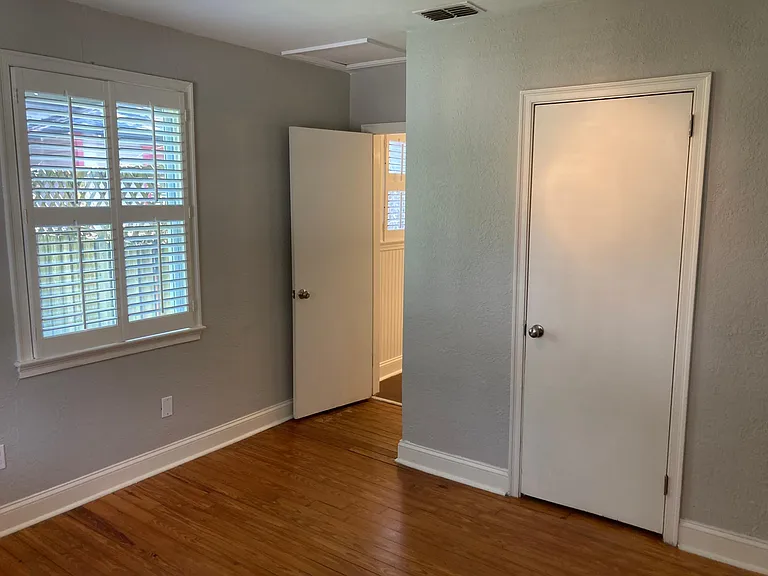 1710 Thacker Ave — Photo 9