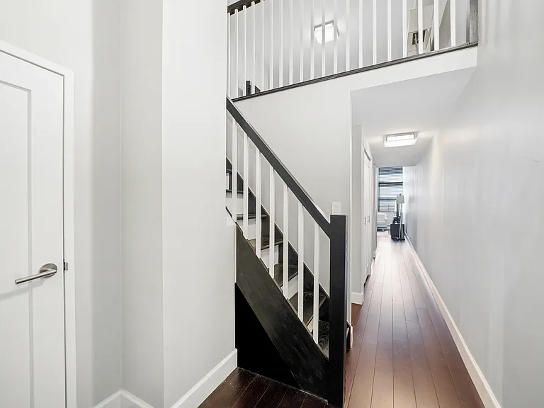 350 E 62nd St #4L — Photo 7