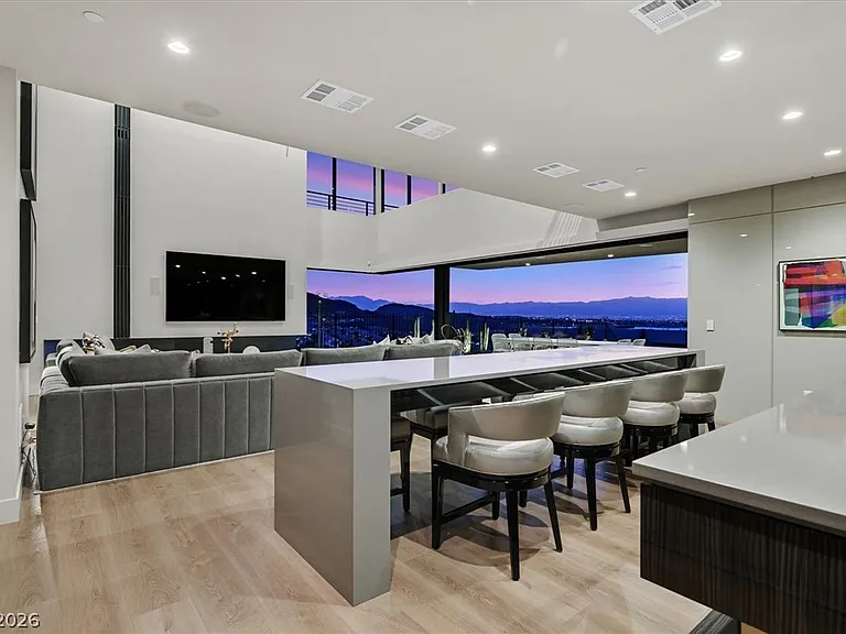 807 Magnum Cliff Ct — Photo 16