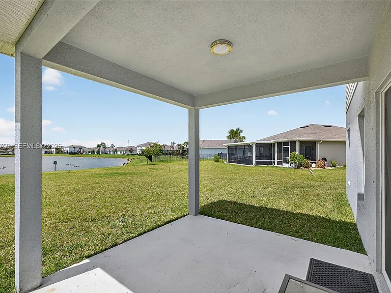 220 Raspberry Rd — Photo 37