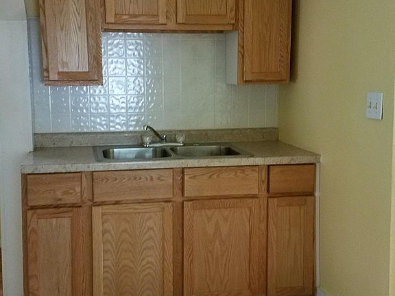 4th image of 3827 S 15th St