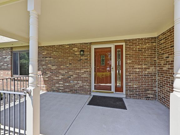3rd image of 1658 Scottsdale Ave