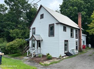 278 Sugar Hill Rd, Crown Point, NY 12928