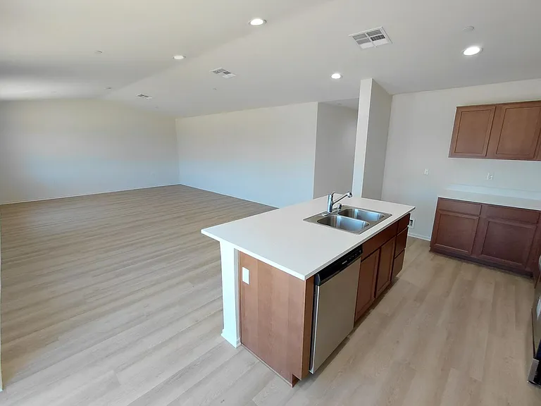 475 Palomino Ct — Photo 15