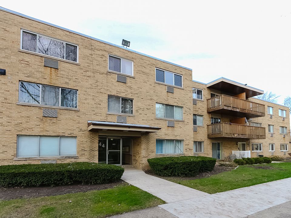 1st image of 744 W Dempster St #10