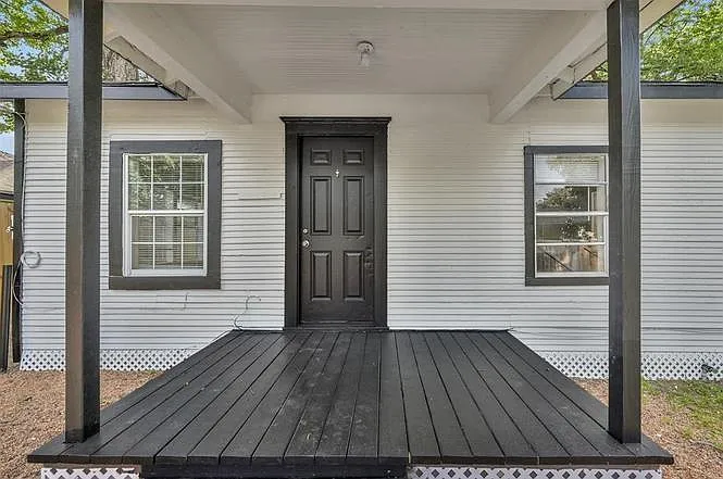 4208 Delhi St — Photo 3
