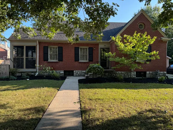 110 Barberry Ln, Lexington, KY 40503