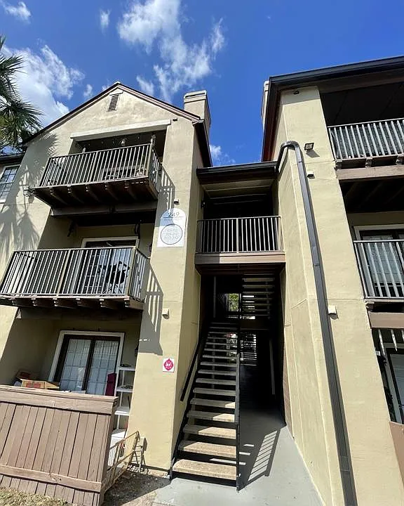 249 Afton Sq #107