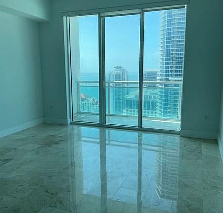 2nd image of 950 Brickell Bay Dr APT 5009