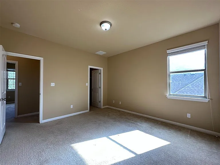 321 Braylen Cv — Photo 18
