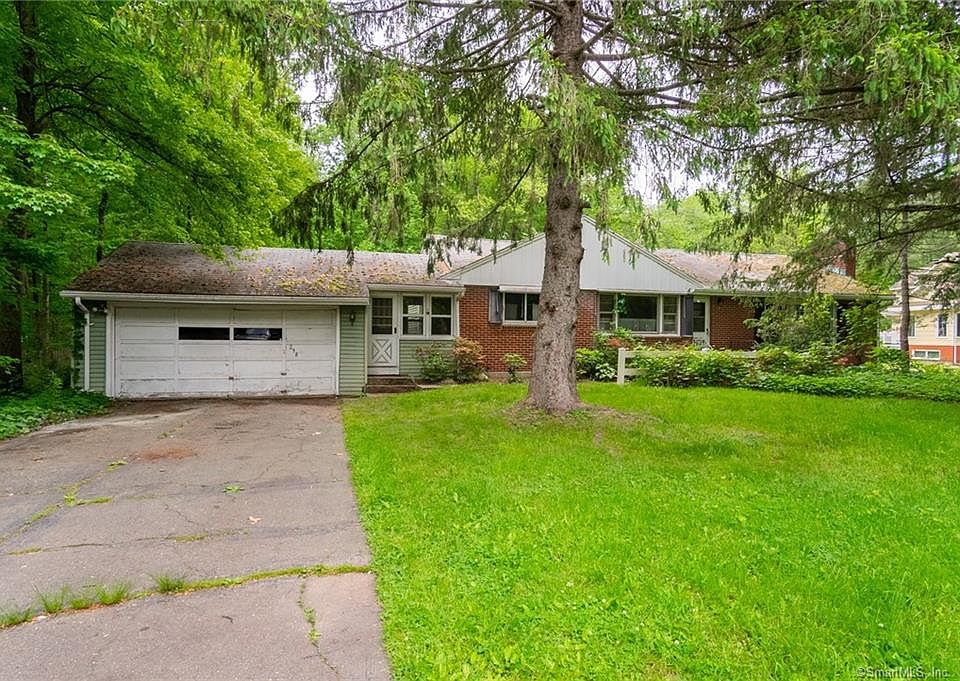 1st image of 298 Tunxis Ave