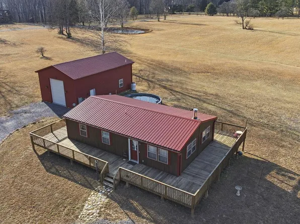 490 Stellar Way, Great Cacapon, WV 25422