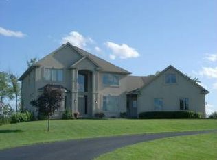 6150 Stephanie Way, Maple Plain, MN 55359