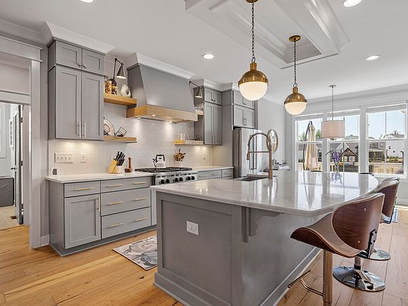 3rd image of 1536 Sweetclover Dr