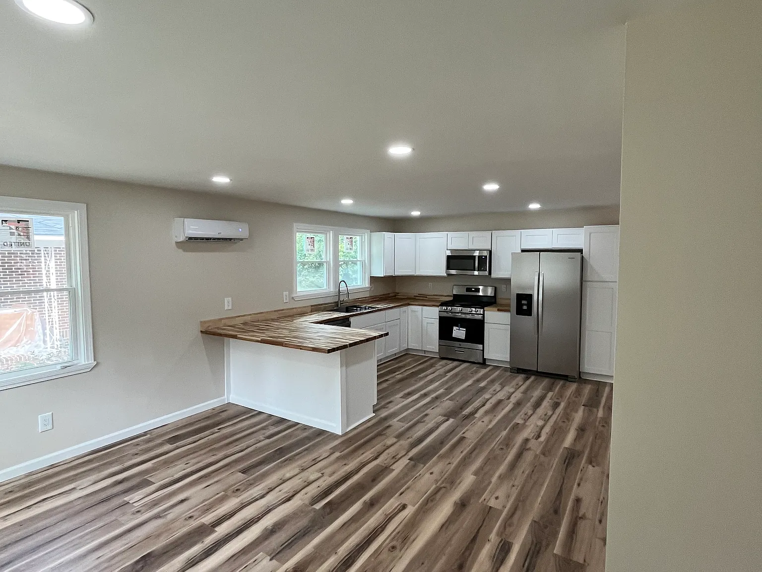 3 bed, 1380 sqft, $1,500 — Photo 3