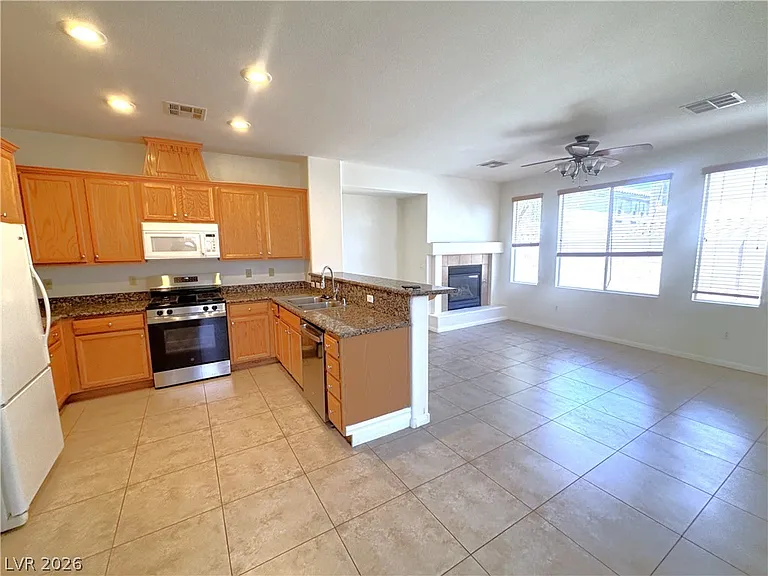 9122 Mountain Maple Ct — Photo 4