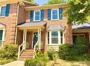 3 Milpond Ln, Greensboro, NC 27455