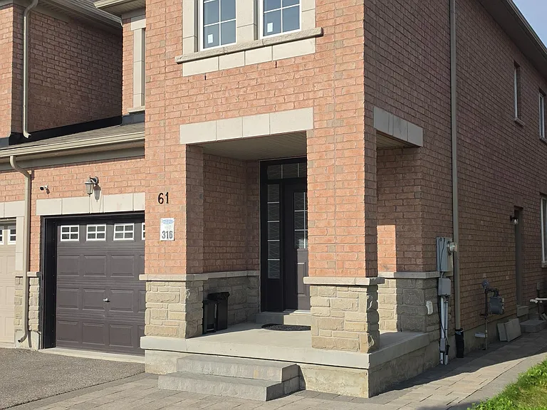 61 Collin Ct — Photo 2