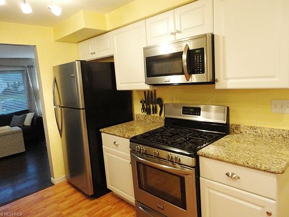 3rd image of 5239 Alva Ave