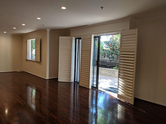 3rd image of 315 Chester St APT 107