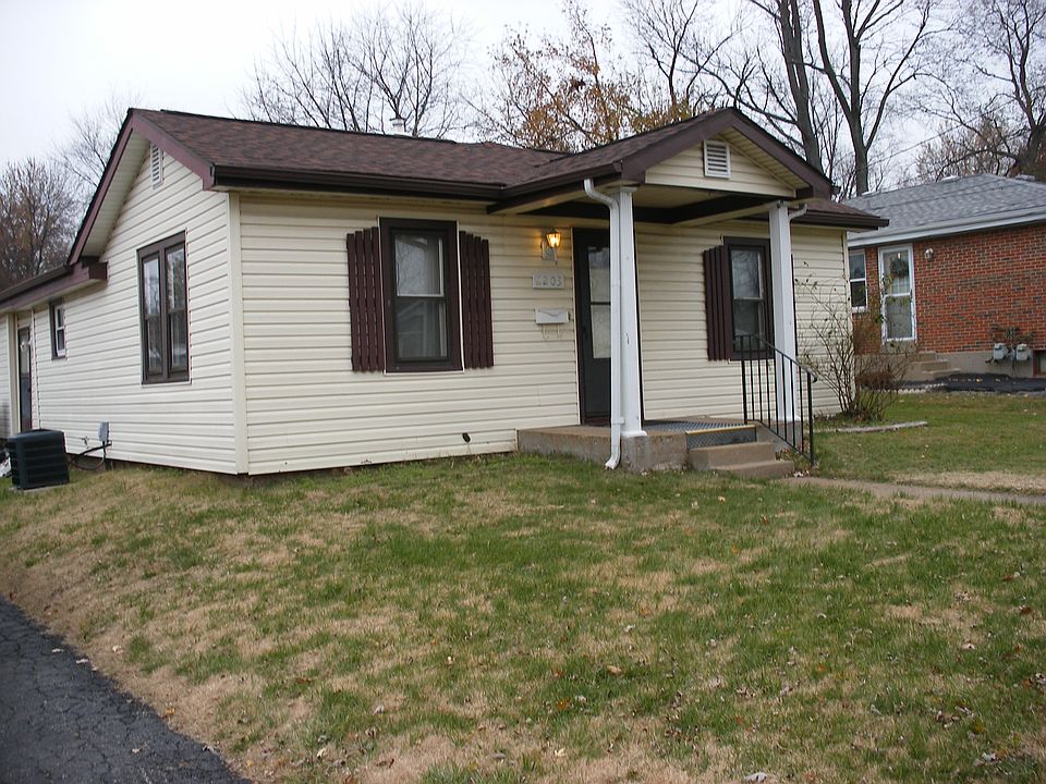 1st image of 2203 Gaebler Ave