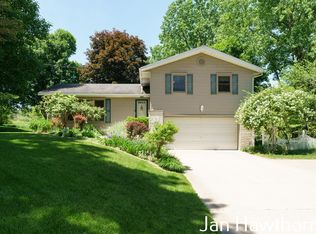 1512 S Broadway St, Hastings, MI