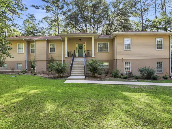 4755 Knollwood Dr, Tallahassee, FL 32303