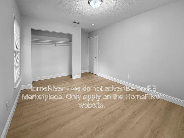 1111 W 2nd St — Photo 13