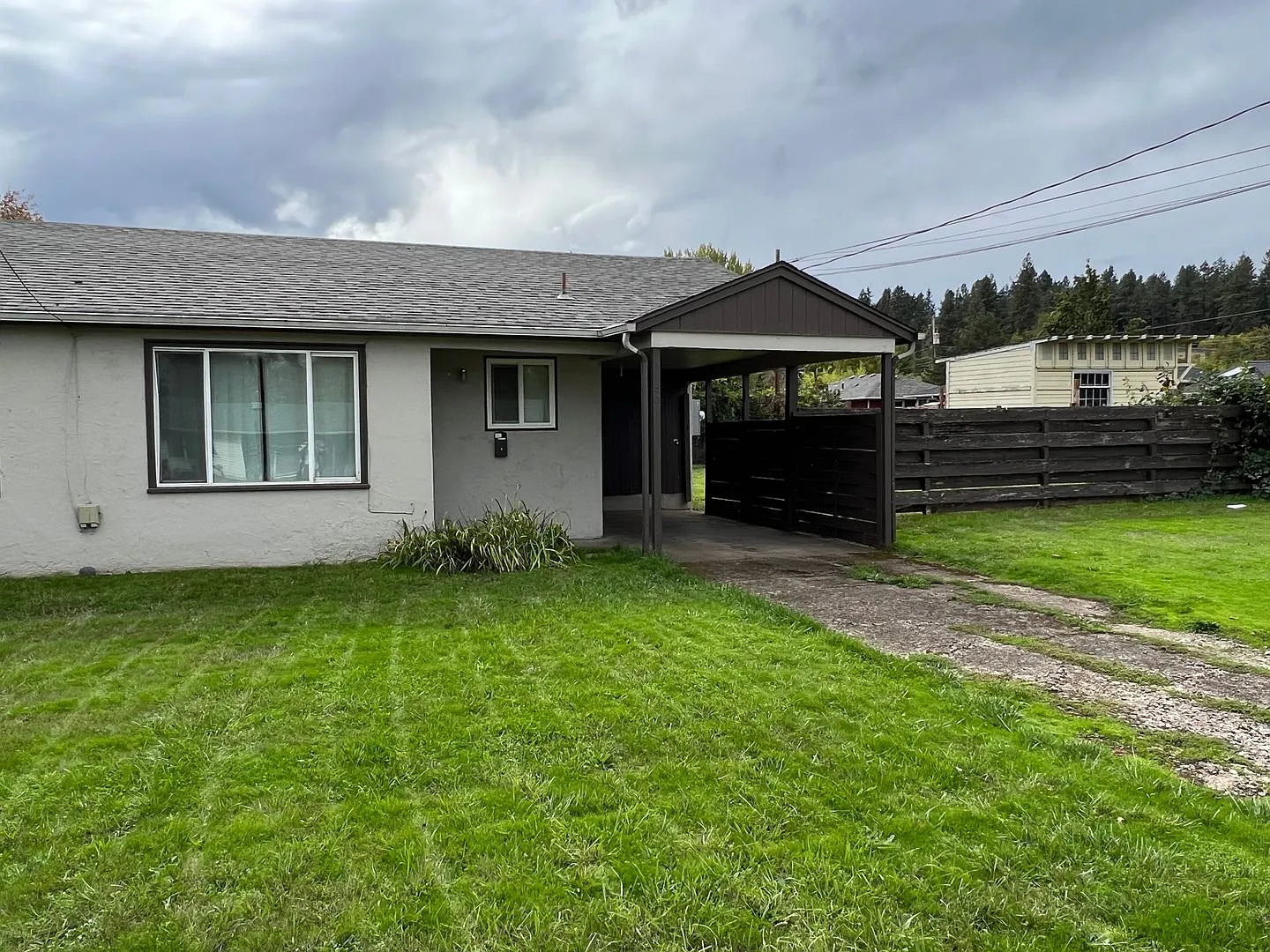 180 E 29th Ave photo 1