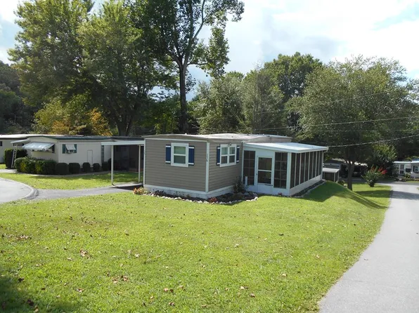 17 Robinson Ave, Franklin, NC 28734