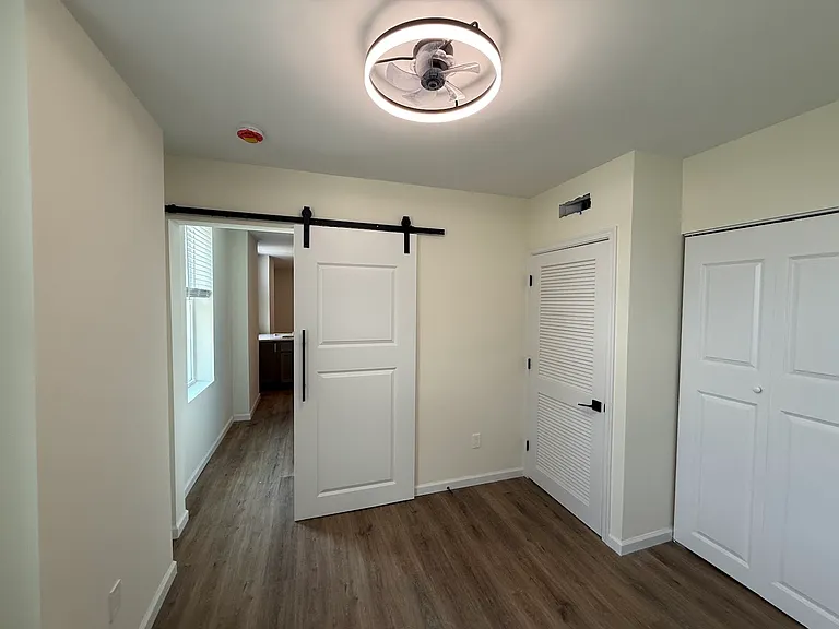 2900 Colerain Ave #5 — Photo 9