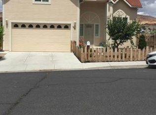 3465 Ridgecrest Dr, Reno, NV 89512