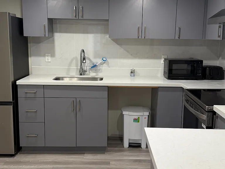 38 Hettersley Dr #BASEMENT — Photo 8