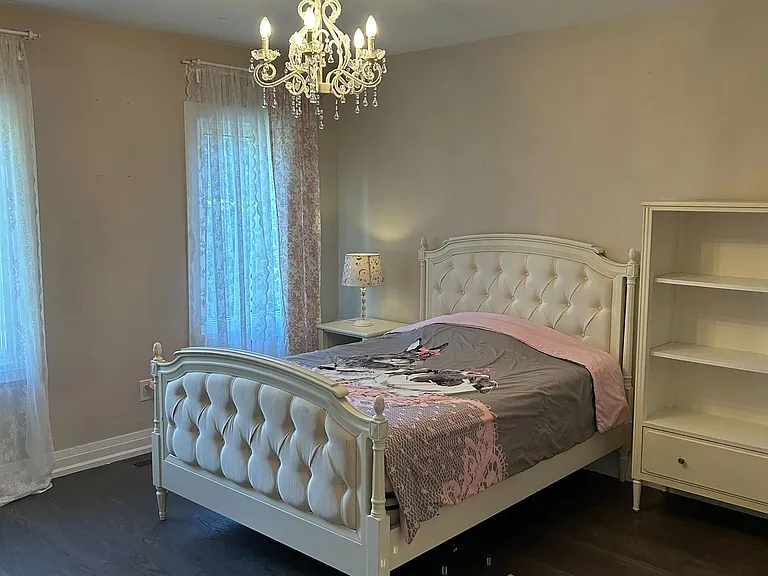 18 Theobalds Cir — Photo 13