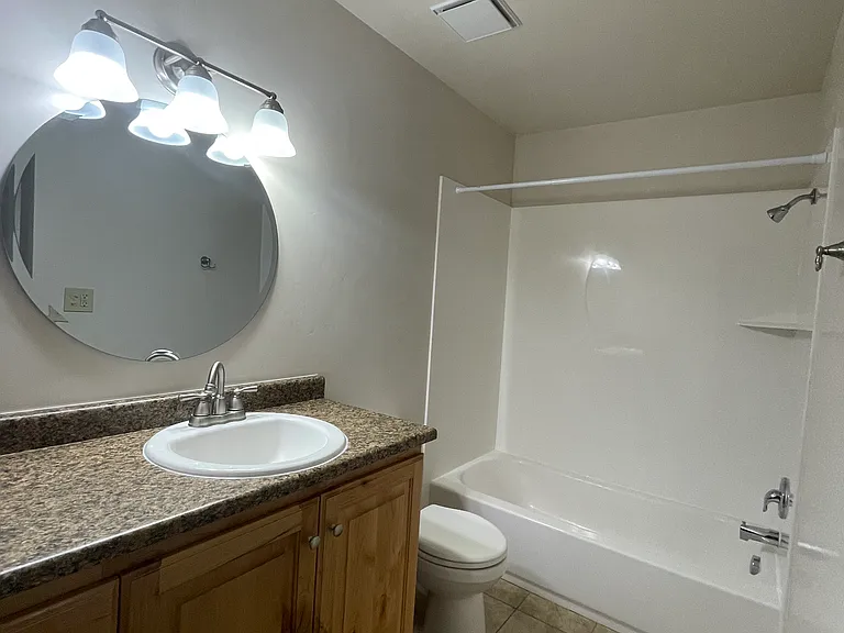 680 N Main St #680 — Photo 8