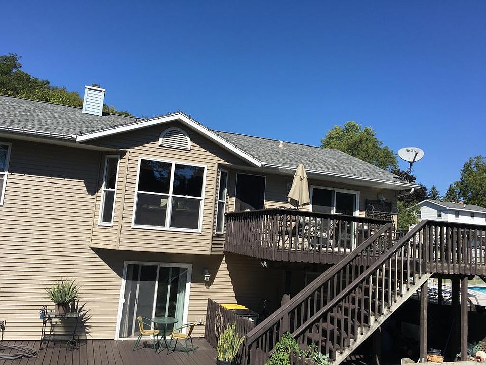 1st image of 2211 Hiawatha Ave
