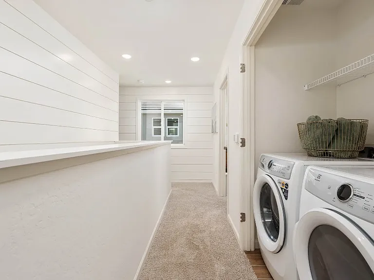 2047 N Wagon Ln — Photo 13